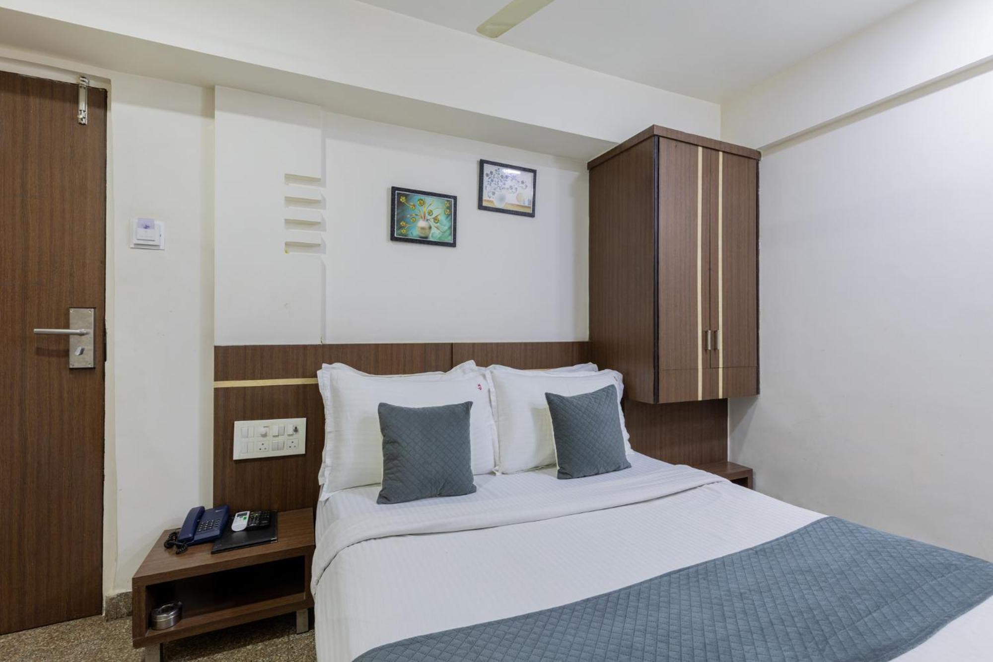 Standard Double Room,1743473687:JPEG
